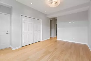 3432 W Melrose St, Chicago, IL 60618 - Photo 7