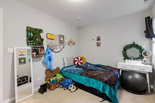 3432 W Melrose St, Chicago, IL 60618 - Photo 19