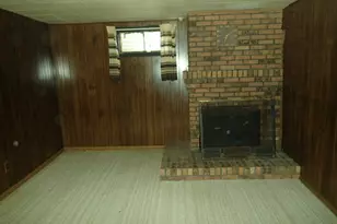 8022 Kelley Rd, Winnebago, IL 61088 - Photo 13