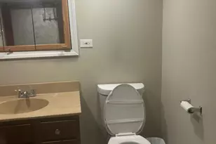 5607 S Kolmar Ave, Chicago, IL 60629 - Photo 9