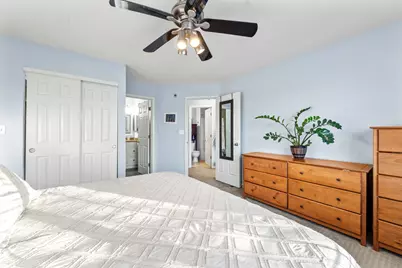 974 Mayfair Court, Elk Grove Village, IL 60007 - Photo 17