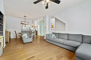 974 Mayfair Ct, Elk Grove Village, IL 60007 - Photo 15