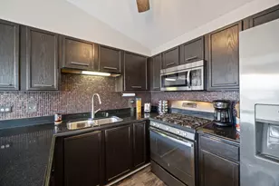 1281 N Red Oak Cir, Round Lake Beach, IL 60073 - Photo 7