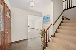 3058 Knollwood Ln, Glenview, IL 60025 - Photo 3