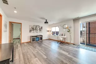 100 N Bokelman St, Roselle, IL 60172 - Photo 3