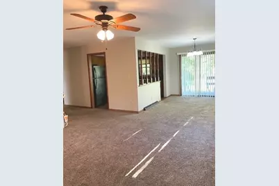 402/404 Woodrow Street, Winnebago, IL 61088 - Photo 3