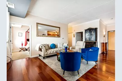 9355 Irving Park Road #404, Schiller Park, IL 60176 - Photo 3