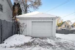 1607 7th Ave, Rockford, IL 61104 - Photo 5