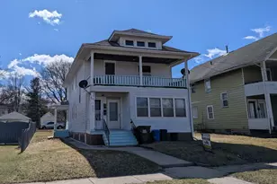 1607 7th Ave, Rockford, IL 61104 - Photo 1