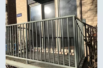 1264 W Byron Street #1, Chicago, IL 60613 - Photo 9