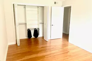 1264 W Byron St, Chicago, IL 60613 - Photo 5