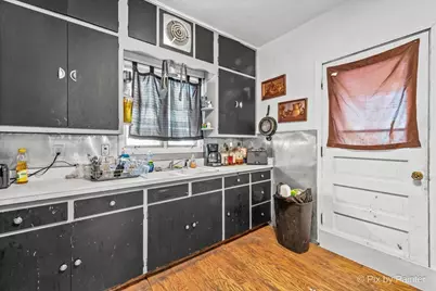 203 W Brown Street, Harvard, IL 60033 - Photo 9