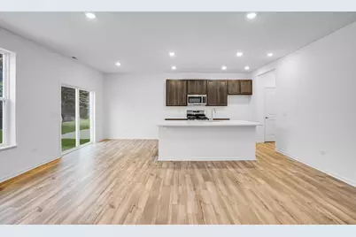 638 Cassia Court, Crystal Lake, IL 60012 - Photo 3