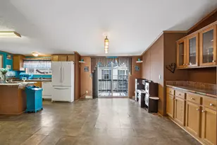 194 Sparrow Dr, Lynwood, IL 60411 - Photo 3