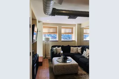 [Address not provided], Chicago, IL 60657 - Photo 15