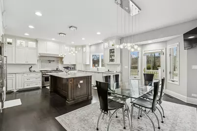 9200 Falling Waters Drive, Burr Ridge, IL 60527 - Photo 11