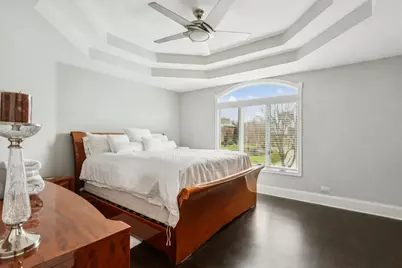 9200 Falling Waters Drive, Burr Ridge, IL 60527 - Photo 19