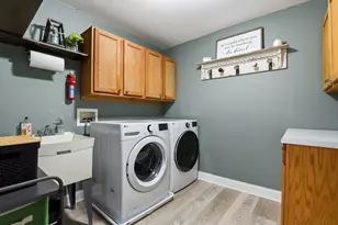 8118 Brookside Gln Dr, Tinley Park, IL 60487 - Photo 13