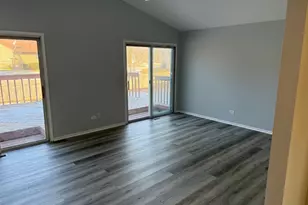 2231 Wentworth Ct, Naperville, IL 60565 - Photo 7