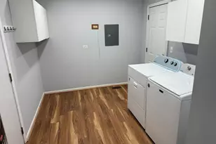 2231 Wentworth Ct, Naperville, IL 60565 - Photo 15