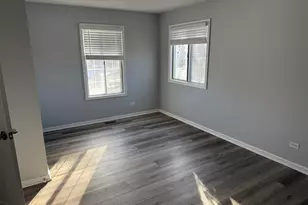 2231 Wentworth Ct, Naperville, IL 60565 - Photo 9