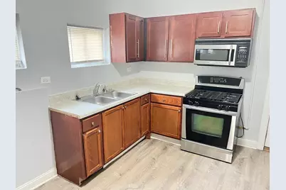 2318 S Homan Avenue, Chicago, IL 60623 - Photo 3