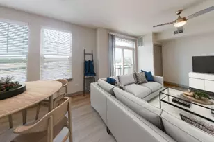 700 E Algonquin Rd, Schaumburg, IL 60173 - Photo 3