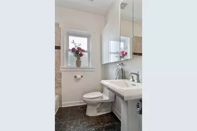 3805 W Roscoe Street #1E, Chicago, IL 60618 - Photo 13