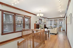 3805 W Roscoe St, Chicago, IL 60618 - Photo 3