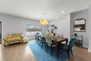 5335 Blodgett Ave, Downers Grove, IL 60515 - Photo 9