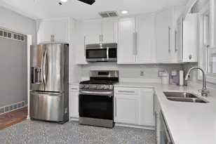 210 3rd St, Downers Grove, IL 60515 - Photo 3