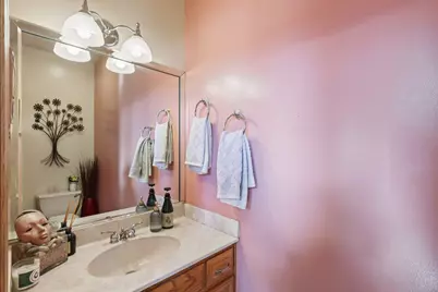 1237 W Parliament Street, Crete, IL 60417 - Photo 27