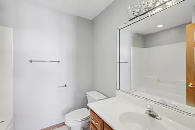 1237 W Parliament Street, Crete, IL 60417 - Photo 33