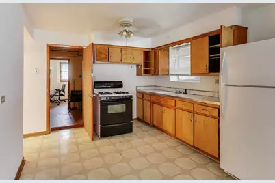 1833 Oak Park Avenue, Berwyn, IL 60402 - Photo 7