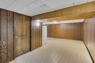 7418 Wilson Terrace, Morton Grove, IL 60053 - Photo 31