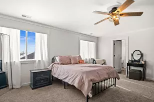 3709 Doherty Ln, McHenry, IL 60050 - Photo 17