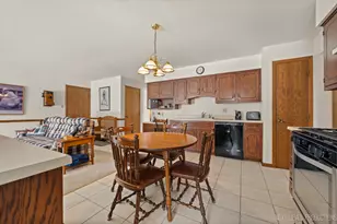 11011 New Mexico Ct, Orland Park, IL 60467 - Photo 7