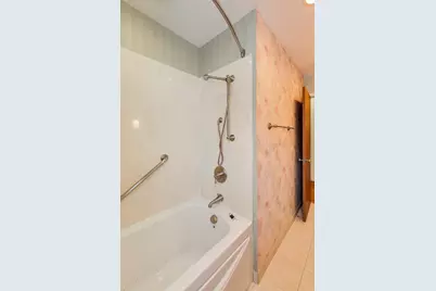 2011 E Robinhood Lane, Arlington Heights, IL 60004 - Photo 27