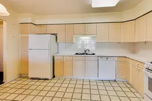 650 S River Rd, Des Plaines, IL 60016 - Photo 11