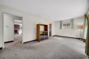 17913 Oakwood Ave, Lansing, IL 60438 - Photo 5