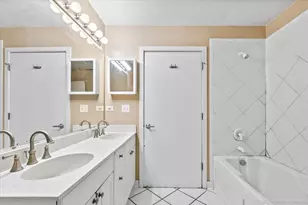 1812 S State St, Chicago, IL 60616 - Photo 3