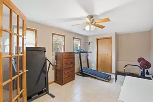 3900 28th St, Rock Island, IL 61201 - Photo 21