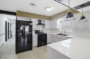 3258 204th St, Lynwood, IL 60411 - Photo 9