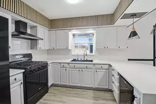 3258 204th St, Lynwood, IL 60411 - Photo 11