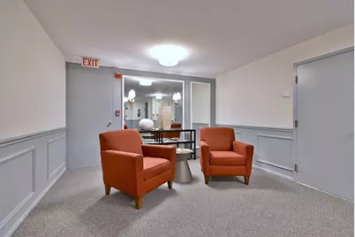 1230 Park Avenue W #225, Highland Park, IL 60035 - Photo 5