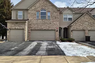 2850 Stonewater Dr, Naperville, IL 60564 - Photo 3