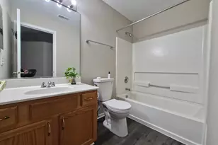 2850 Stonewater Dr, Naperville, IL 60564 - Photo 33