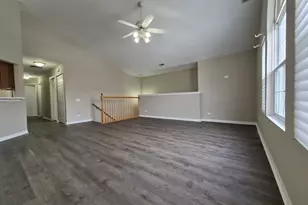 2850 Stonewater Dr, Naperville, IL 60564 - Photo 5