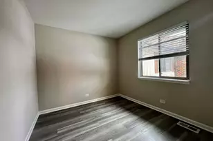 7333 Winthrop Way, Downers Grove, IL 60516 - Photo 9