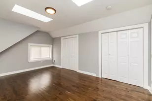 2353 W 18th Pl, Chicago, IL 60608 - Photo 17